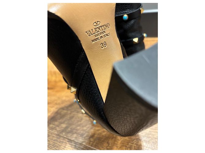 Stivaletti Rockstud Valentino Garavani in pelle nera Taglia 39 - vista 3