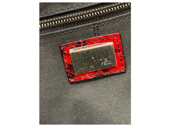 Borsa a Spalla Fendi Baguette Sneake Rosso Stampa python - vista 3