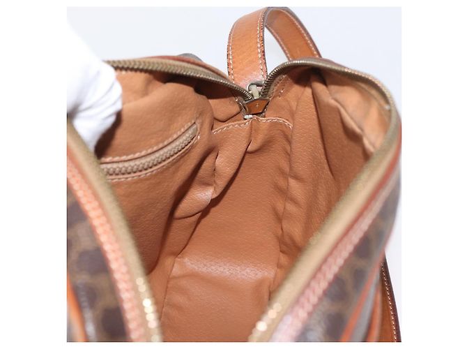 Céline Borsa a Spalla in Tela Macadam CELINE in Pelle PVC Marrone Oro Auth ep13731 D'oro - vista 18