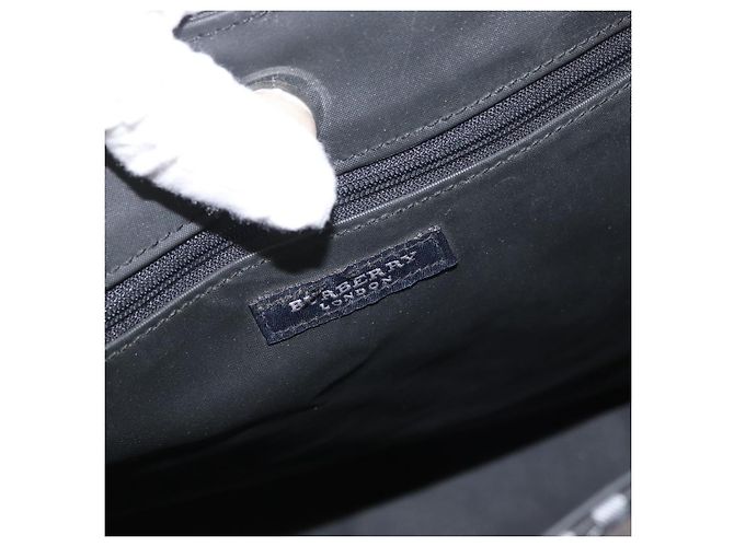 Burberry Borsa Tote Nova Check in nylon nero e argento Auth 174568 - vista 15