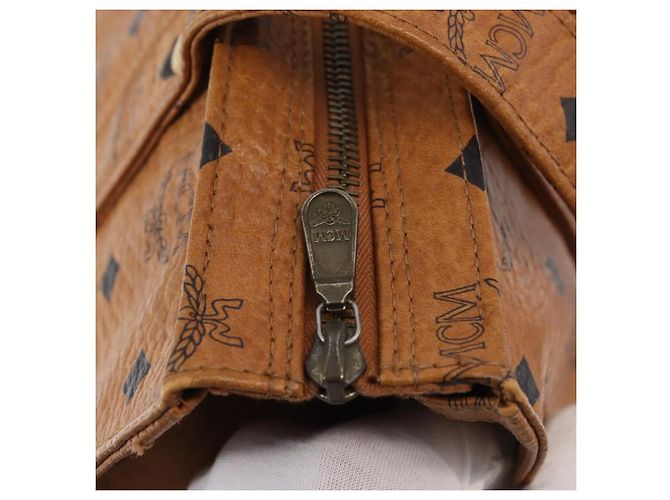 Borsa Tote Vicetos Logogram MCM in PVC Marrone Oro Auth BA10957 D'oro - vista 16