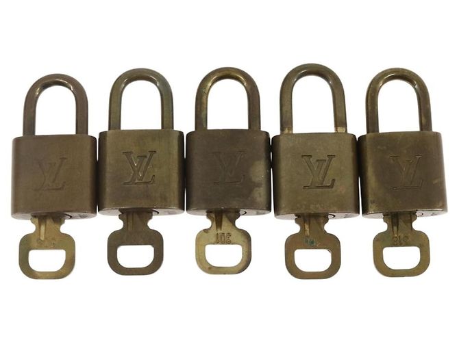 LOUIS VUITTON Set di 5 Lucchetti in metallo Oro LV Auth 167086 D'oro - vista 2