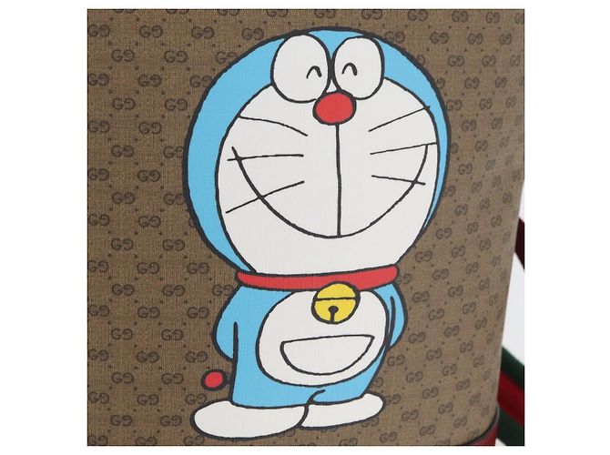 Gucci Zaino Doraemon Micro GG Supreme in PVC beige e oro 647816 Auth LNZ825SAM D'oro - vista 19