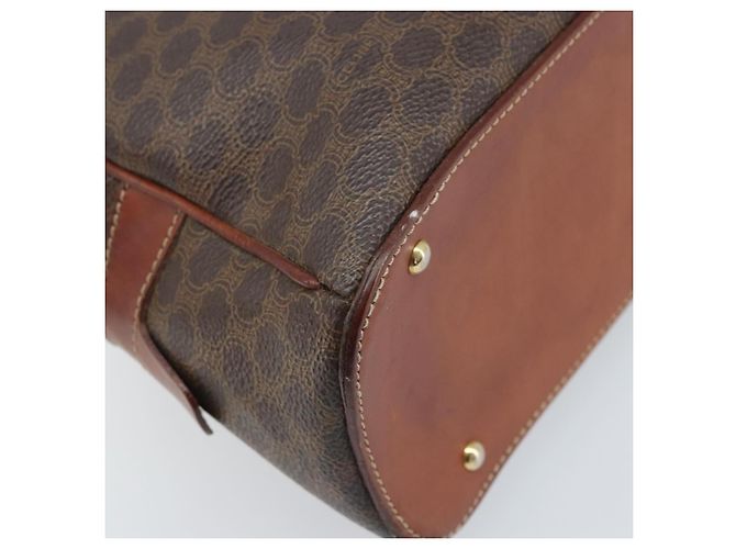 Céline CELINE Macadam Canvas Handtasche aus PVC-Leder in Braun und Gold Auth 174499 Golden - Ansicht 13
