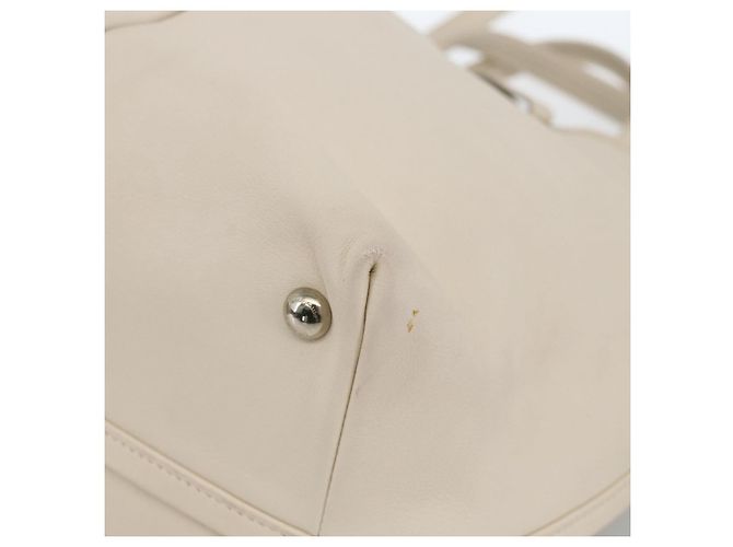 Borsa a mano in pelle Salvatore Ferragamo 2 in 1 Bianco Argento Auth ka3096A - vista 12
