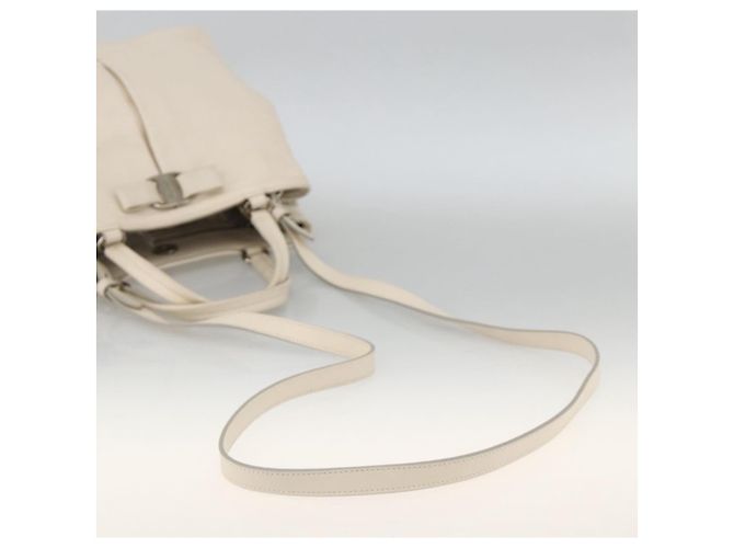 Borsa a mano in pelle Salvatore Ferragamo 2 in 1 Bianco Argento Auth ka3096A - vista 9