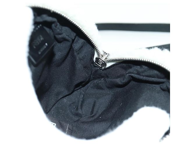 Borsa a Spalla FENDI Rice Ball Mouton Bianco Argento Auth ARZ384SM - vista 20