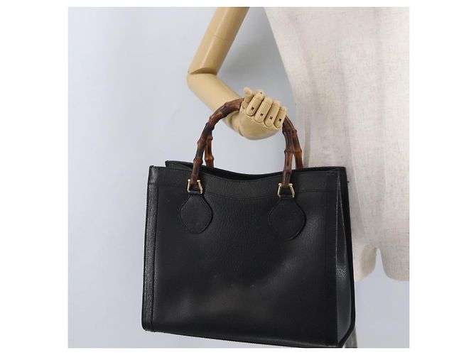 Borsa a mano in pelle Gucci Bamboo nera e oro 002 1186 0260 Auth ep13783 Nero D'oro - vista 24