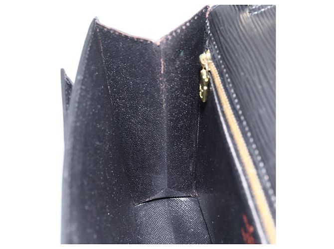 LOUIS VUITTON Epi Serie Dragonne Clutch Bag Nero M52612 LV Auth ep13784 - vista 20
