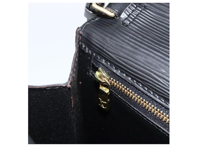 LOUIS VUITTON Epi Serie Dragonne Clutch Bag Nero M52612 LV Auth ep13784 - vista 21