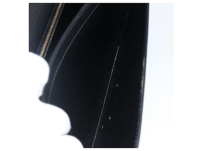 LOUIS VUITTON Epi Serie Dragonne Clutch Bag Nero M52612 LV Auth ep13784 - vista 22