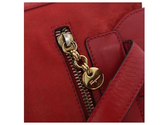 Zaino Vala in suede rosso e oro Auth BA11218 di Salvatore Ferragamo D'oro - vista 17