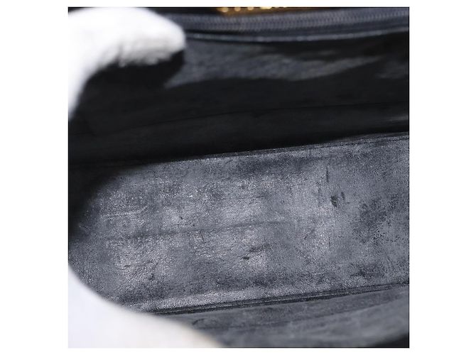 Bolsa de mão GIVENCHY em couro preto e dourado Auth BSZ372 - vista 19