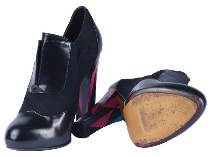 Fendi Black Leather Multicolor Pumps - view 8