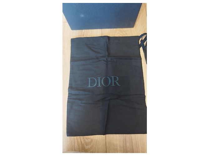 Sneakers Dior B101 in Pelle di Vitello Liscia e Camoscio Nero - vista 13