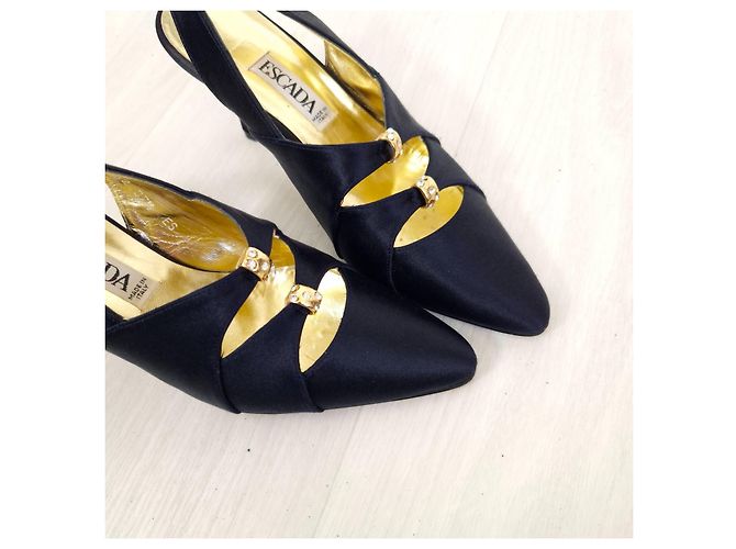 Escada dunkelblaue Satin-Schuhe aus den 80ern - Ansicht 9
