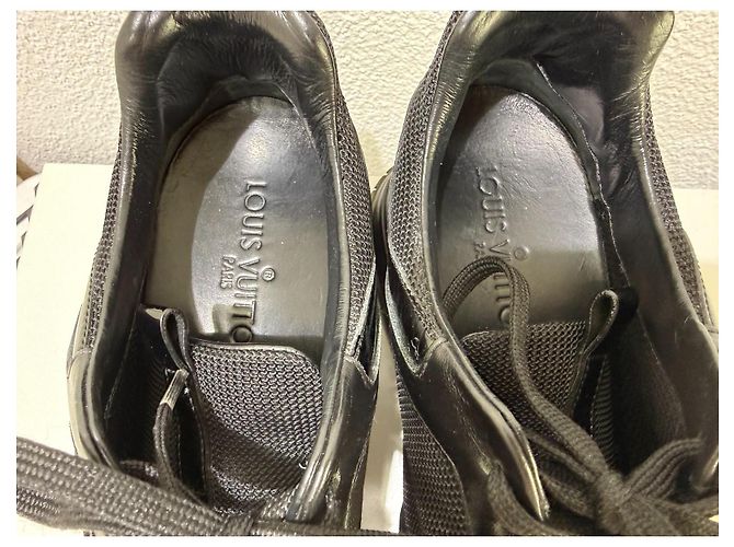 Louis Vuitton Sneaker Run Away Nera 38 Nero - vista 5