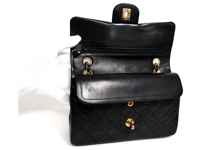 Chanel Timeless - Bolso Clásico de Doble Solapa de Cuero 23 Negro - vista 5