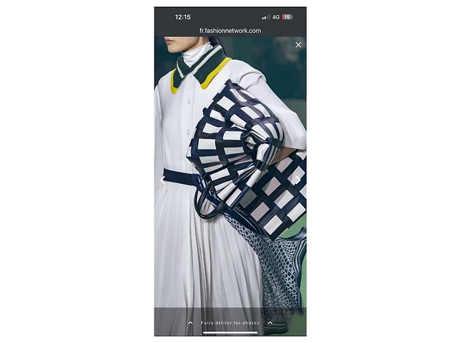 Autre Marque Lacoste Sfilata Borsa Tote in Pelle Nera e Bianca Nero Bianco - vista 14