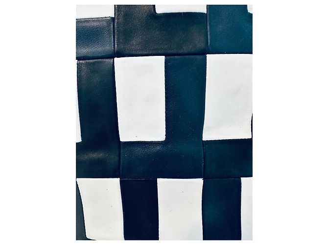 Autre Marque Lacoste Sfilata Borsa Tote in Pelle Nera e Bianca Nero Bianco - vista 4