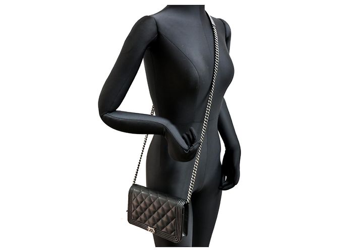 Portafoglio a Catena Boy di Chanel Nero - vista 10