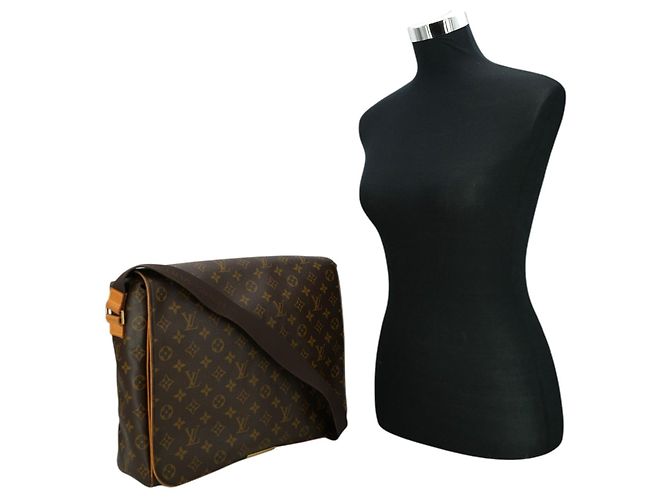 Louis Vuitton Borsa Messenger Crossbody Monogram Abbesses GM M45257 Marrone - vista 2