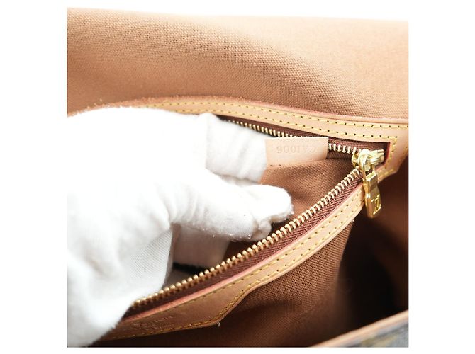 Louis Vuitton Borsa Messenger Crossbody Monogram Abbesses GM M45257 Marrone - vista 5