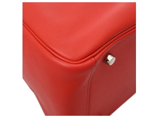 Borsa Hermès Lindy 30 in Rouge Casaque Rosso - vista 8