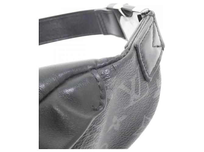 Borsa a Spalla Discovery Bumbag Monogram Eclipse di Louis Vuitton Nero - vista 5