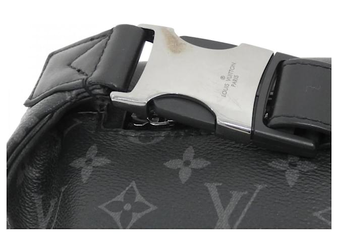 Borsa a Spalla Discovery Bumbag Monogram Eclipse di Louis Vuitton Nero - vista 7
