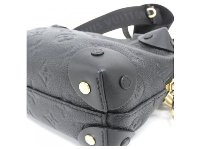 Handtasche Petite Malle Souple Monogram Empreinte Louis Vuitton Schwarz - Ansicht 3