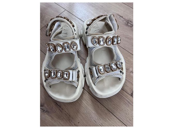 Sandali bianchi Gucci decorati con cristalli Bianco - vista 7