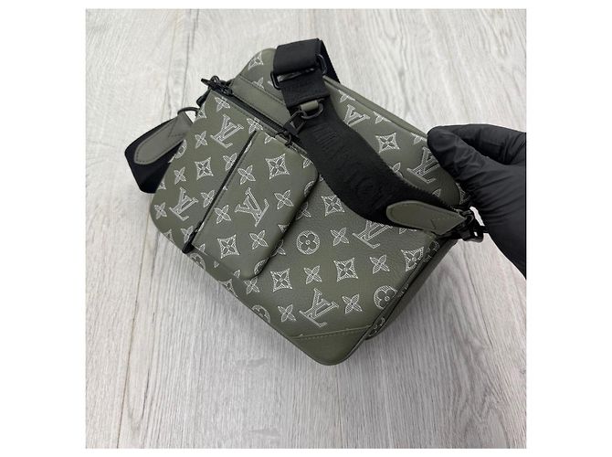 Borsa Trio Louis Vuitton per uomini Verde oliva - vista 10