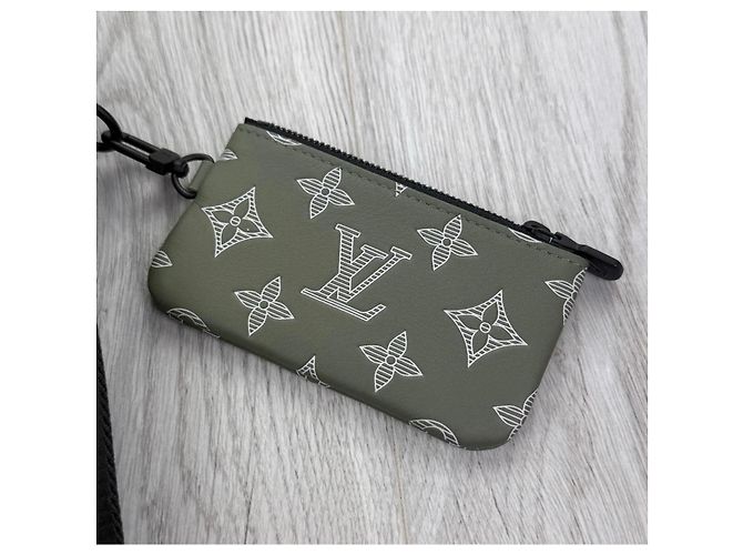Borsa Trio Louis Vuitton per uomini Verde oliva - vista 3