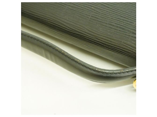 Borsa Louis Vuitton Epi Monceau 28 Nero - vista 8
