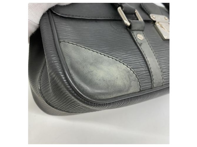 Borsa Louis Vuitton Epi Segur PM M58822 Nero - vista 7