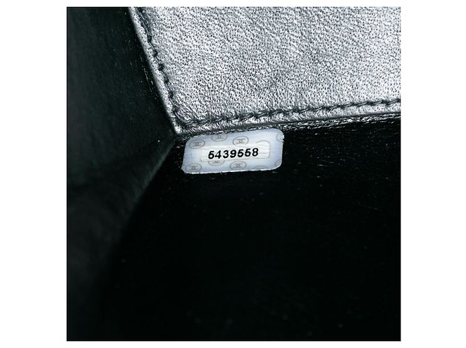 Borsa a tracolla in pelle di vitello grana nera Chanel Nero - vista 5