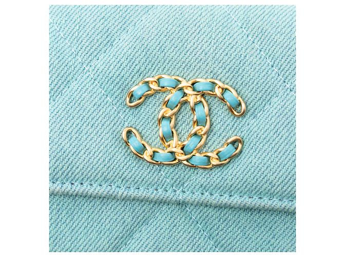 Chanel Blau gestepptes Denim 19 Kartenhalter mit Kette Hellblau - Ansicht 6