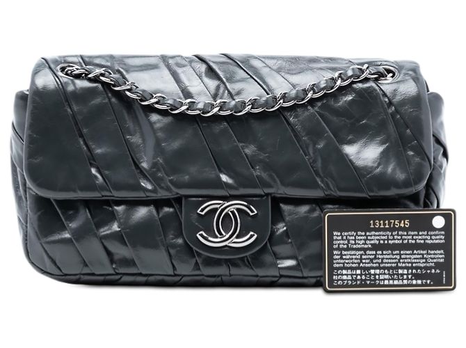 Chanel Preto Médio Em Couro De Bezerro Laqueado Com Aba Torcida - vista 8