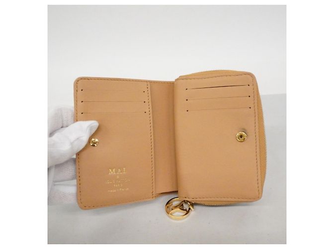 Coussin Cartera Lou de cuero Monogram grabado Louis Vuitton Camello - vista 3
