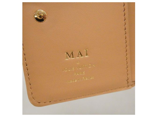 Coussin Cartera Lou de cuero Monogram grabado Louis Vuitton Camello - vista 4
