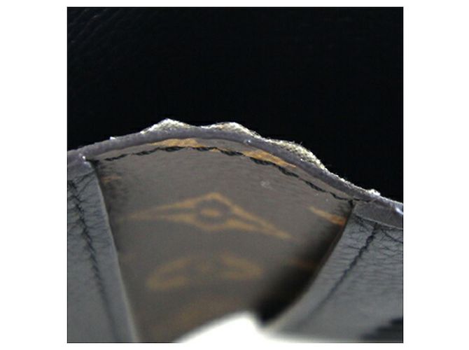 Billetera Compacta Pallas Monogram Louis Vuitton Negro - vista 6