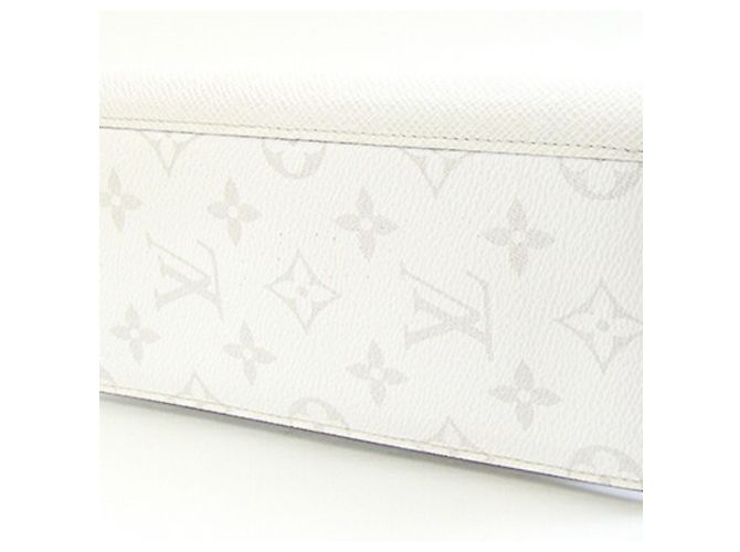 Cartera Larga Bi-fold Rama Brazza en Taiga Louis Vuitton - vista 2
