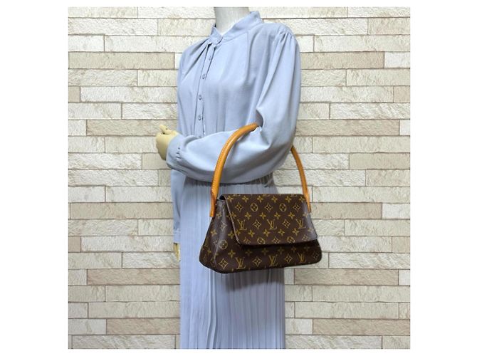 Borsa a mano Mini Looping Monogram Louis Vuitton Marrone - vista 2