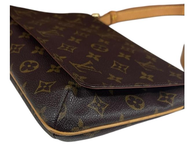 Borsa a Spalla Musette Tango Louis Vuitton Marrone - vista 11