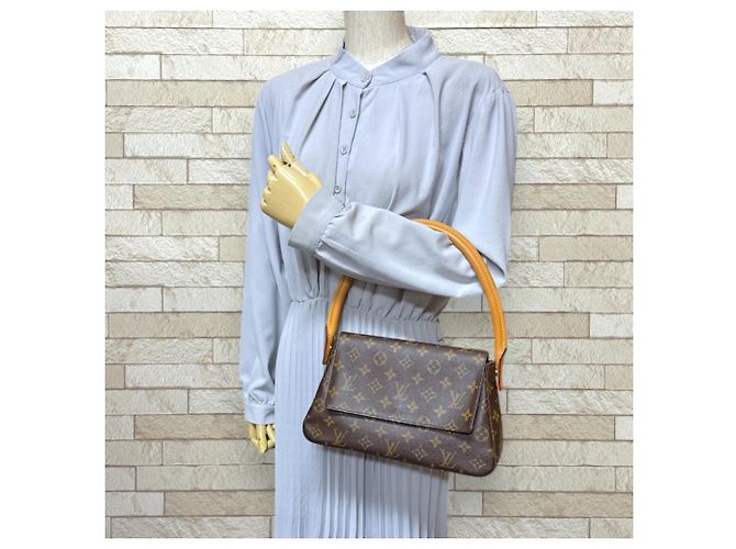 Borsa a mano Mini Looping Monogram Louis Vuitton Marrone - vista 2