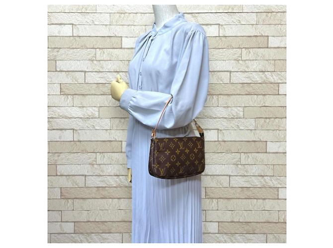 Borsa Pochette Accessoires Monogram Louis Vuitton Marrone - vista 2