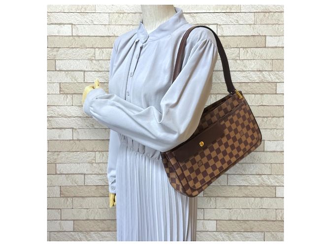 Borsa a Spalla Damier Aubagne Louis Vuitton Marrone - vista 2