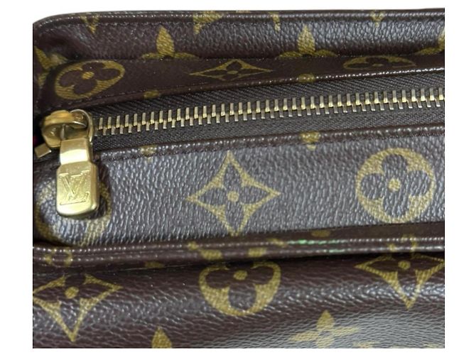 Borsa a Spalla Monogram Vivacite MM di Louis Vuitton Marrone - vista 11