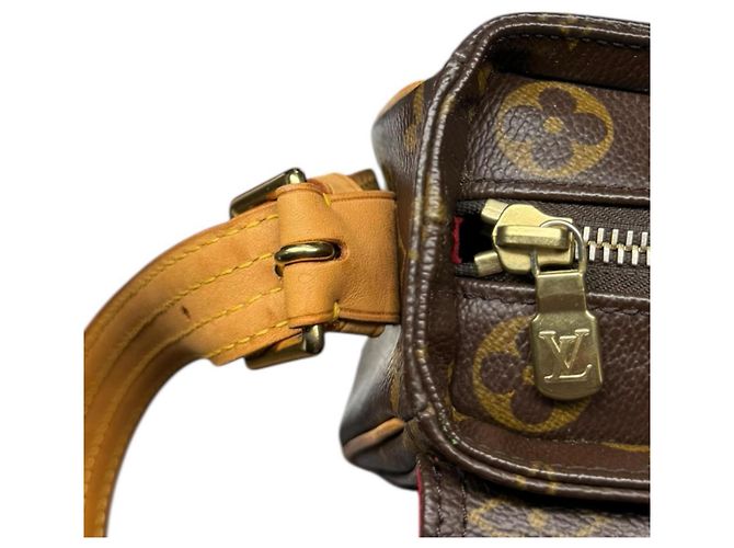 Borsa a Spalla Monogram Vivacite MM di Louis Vuitton Marrone - vista 13